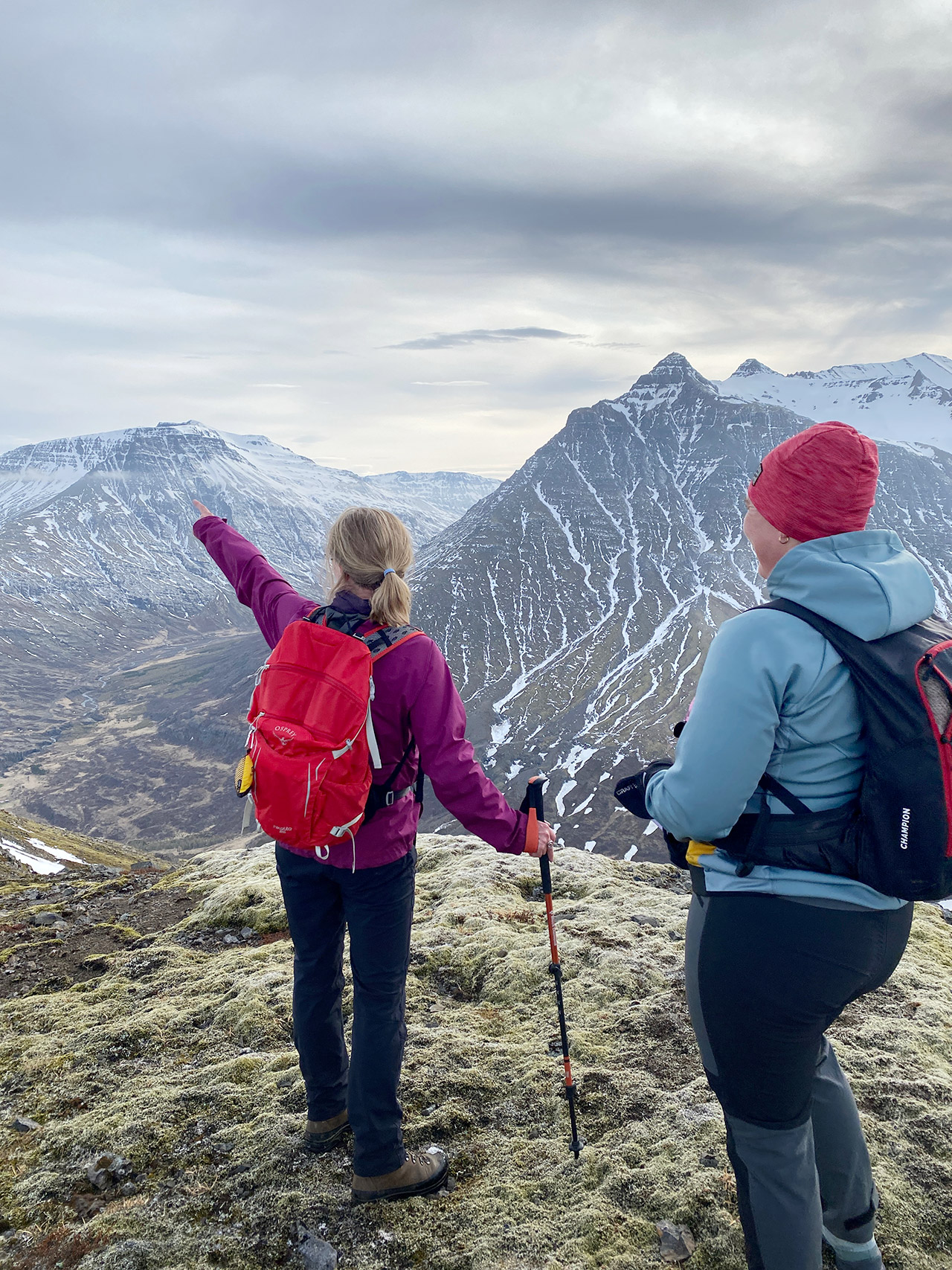 Ladies enjoying the view from Grænafell in Reyðarfjörður