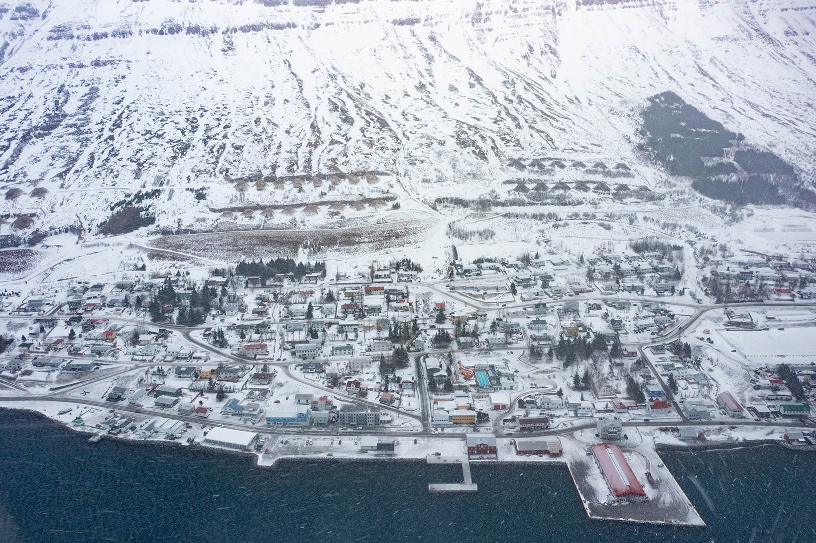 Avalanche barriers and structure in Neskaupsstaður