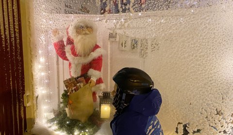 The kids know Christmas is around the corner when Santa arrives in the window at Hotel Aldan in Seyð…